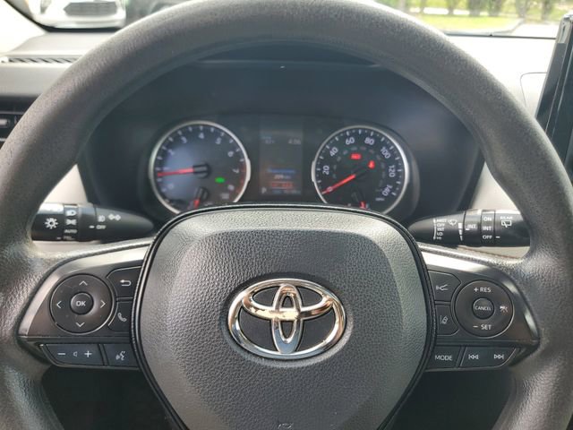 Used 2019 Toyota RAV4 XLE FWD image 18