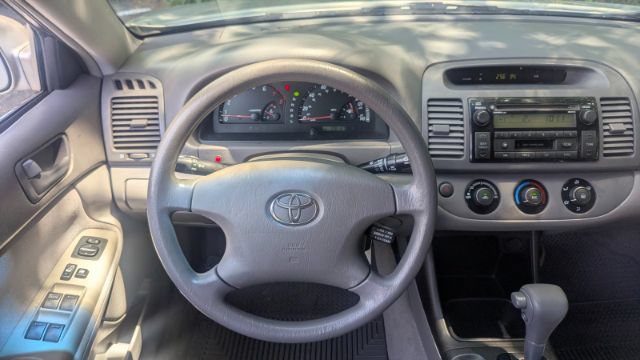 Used 2002 Toyota Camry LE FWD image 24