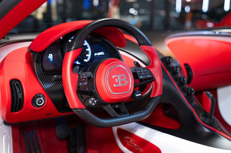 Used 2024 Bugatti Chiron Super Sport AWD/4WD image 25