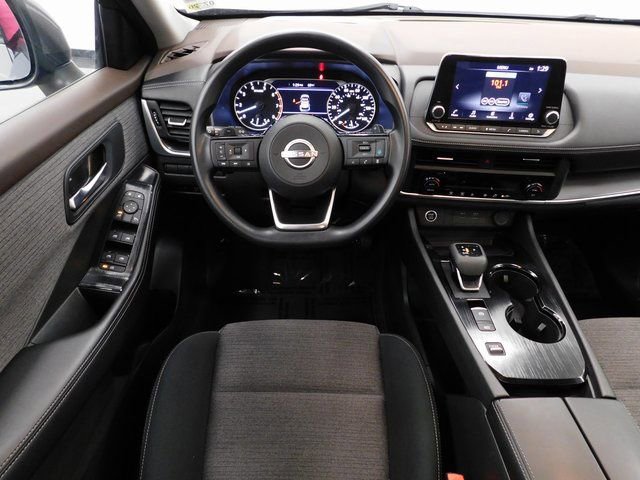 Used 2023 Nissan Rogue SV image 36