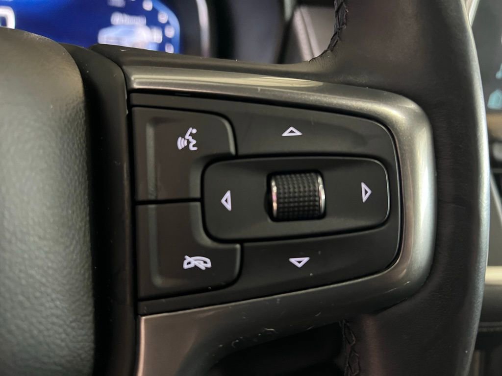 Used 2022 Chevrolet Tahoe LT w/ Luxury Package AWD/4WD image 29