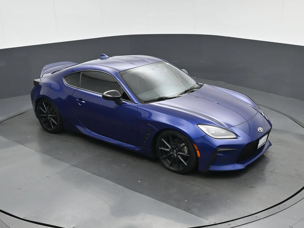 Used 2022 Toyota GR86 Premium RWD image 48
