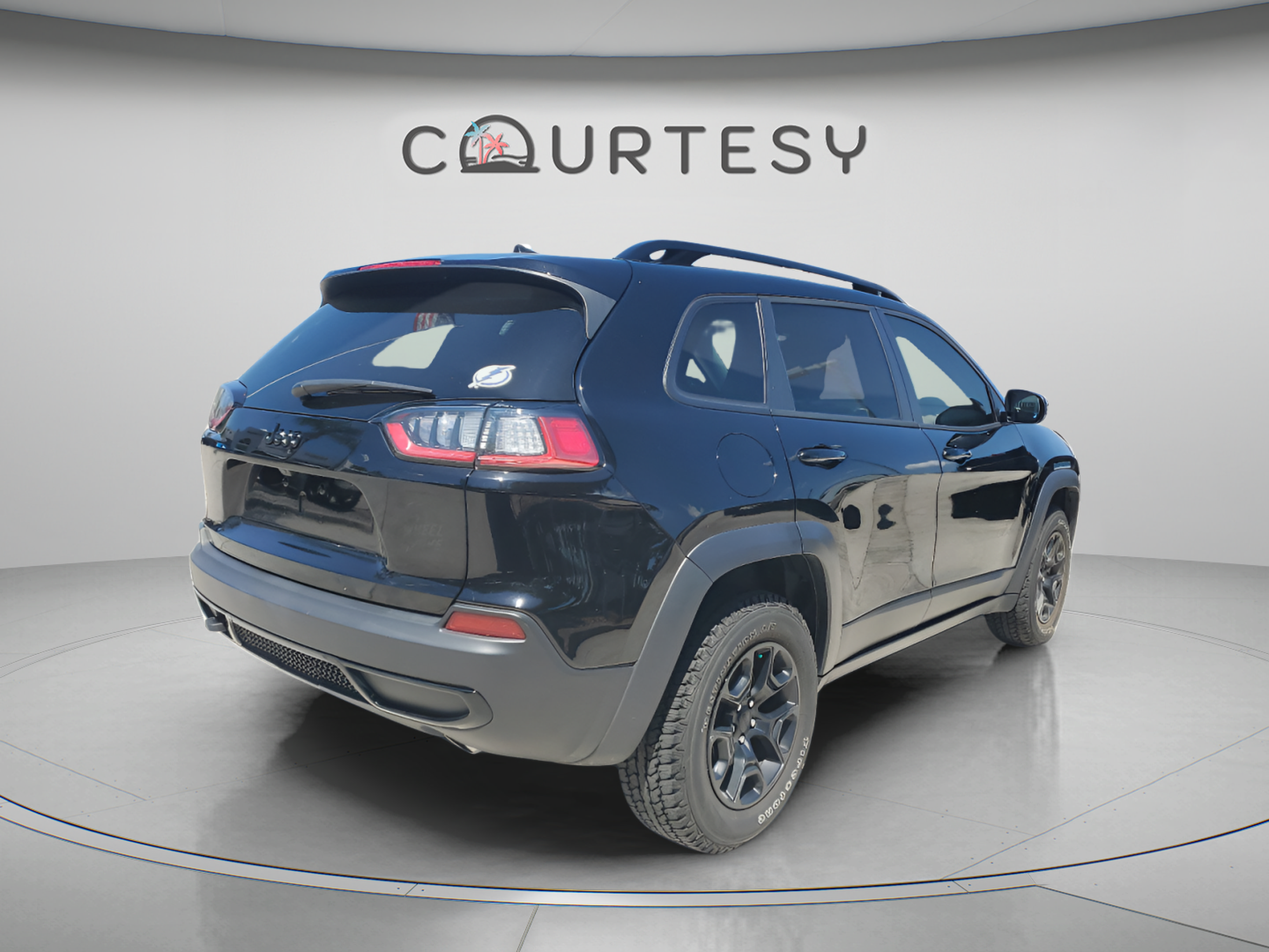 Certified 2022 Jeep Cherokee Latitude AWD/4WD image 3