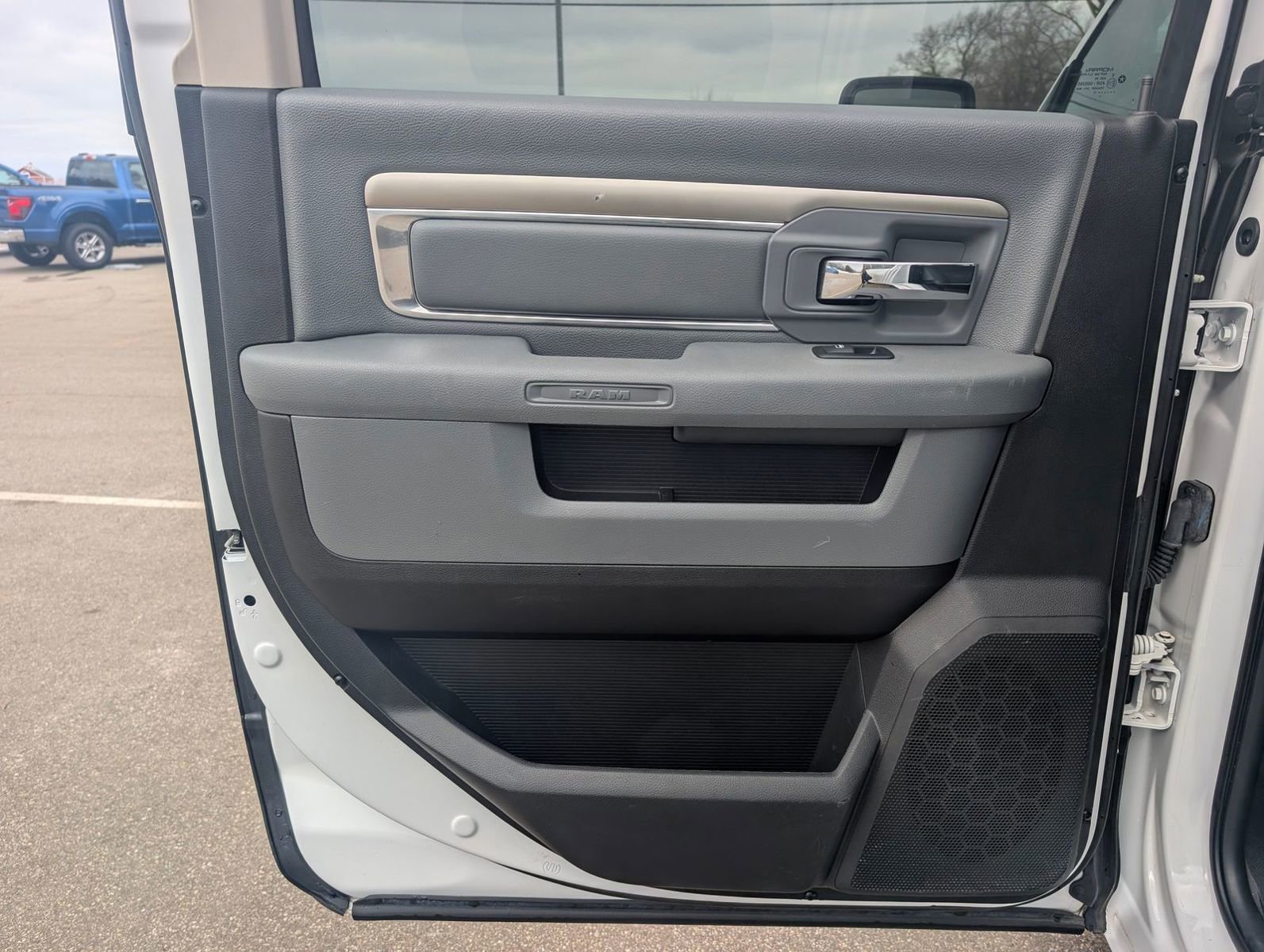 Used 2017 RAM 1500 Big Horn image 23