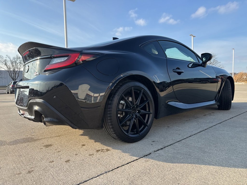 Certified 2024 Toyota GR86 Premium image 3