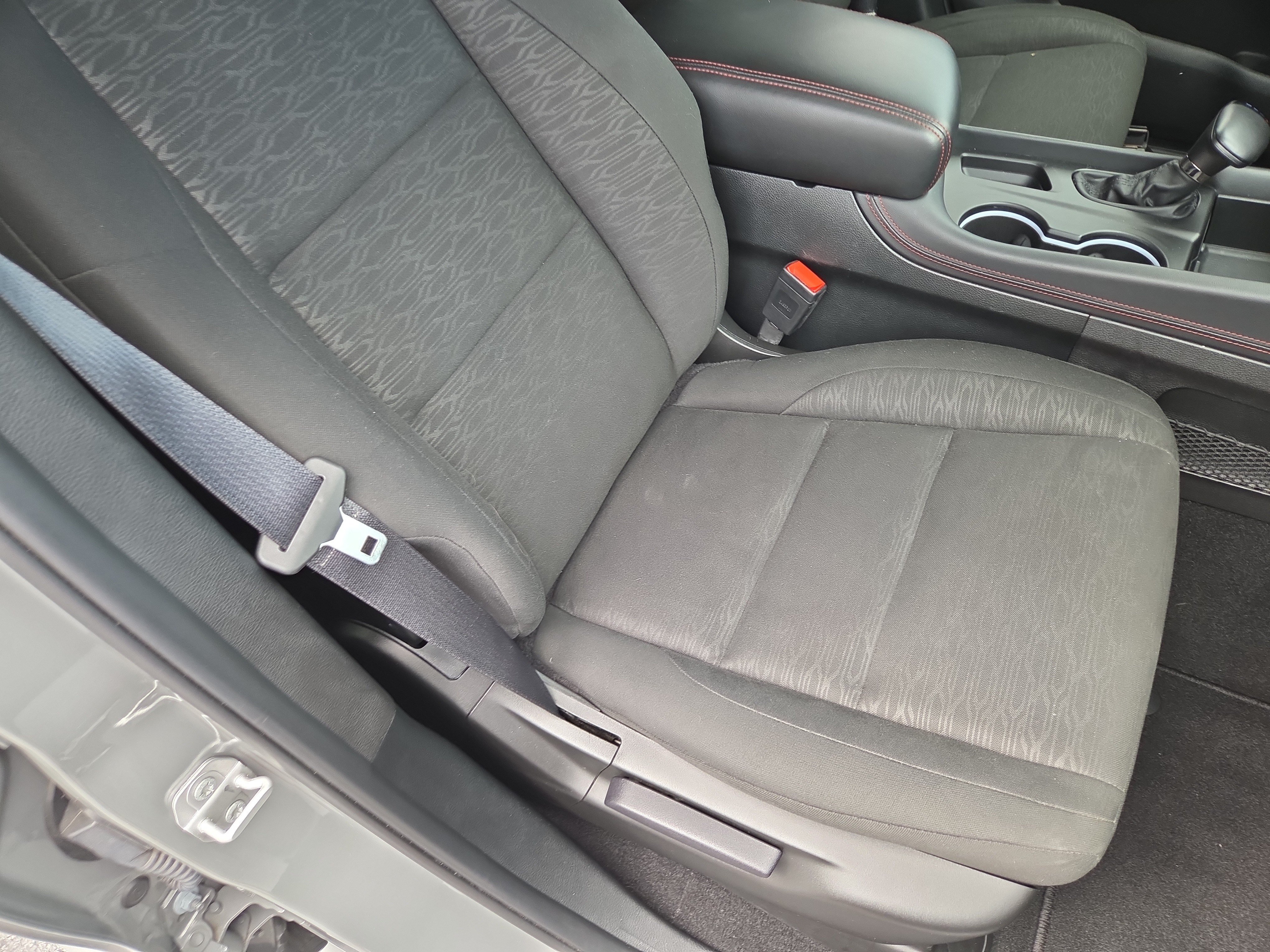 Certified 2025 Dodge Durango GT w/ Blacktop Package AWD/4WD image 17