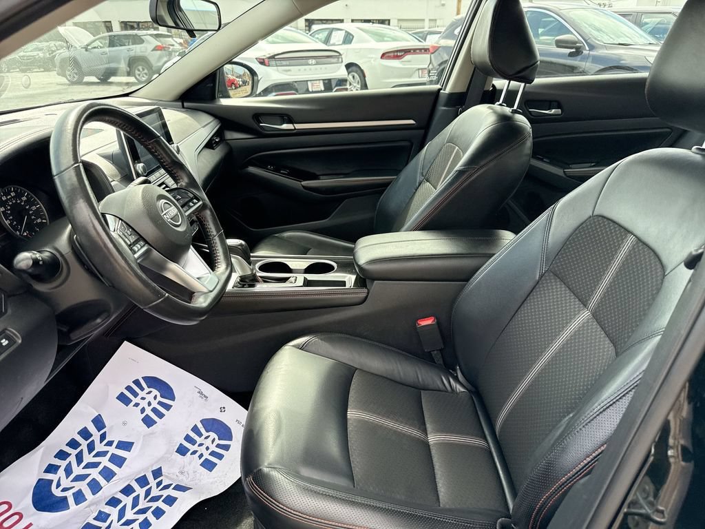 Used 2024 Nissan Altima 2.5 SR FWD image 23