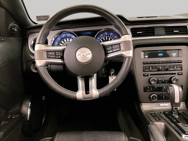 Used 2014 Ford Mustang Premium w/ Comfort Package RWD image 6