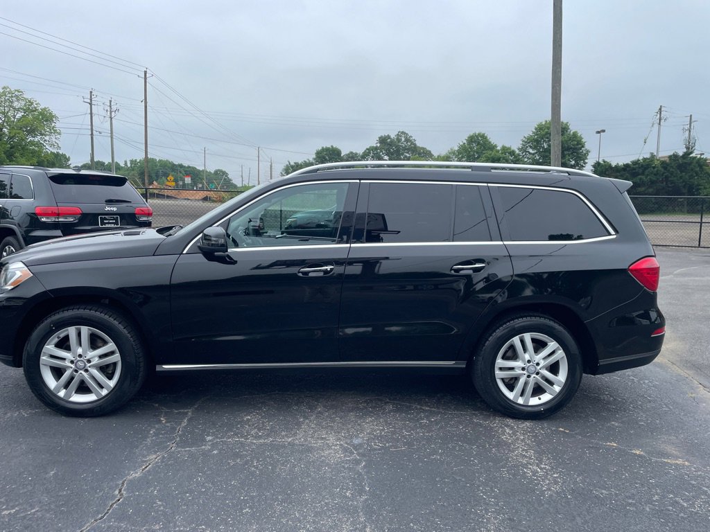 Used 2016 Mercedes-Benz GL 450 4MATIC image 3