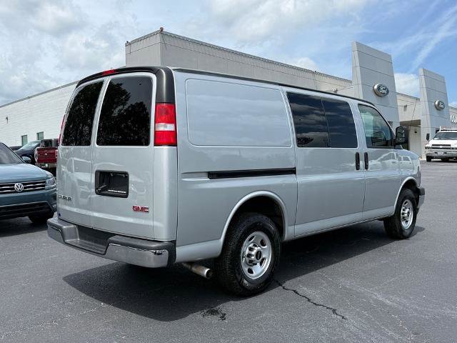 Used 2023 GMC Savana 2500 w/ Driver Convenience Package RWD image 4