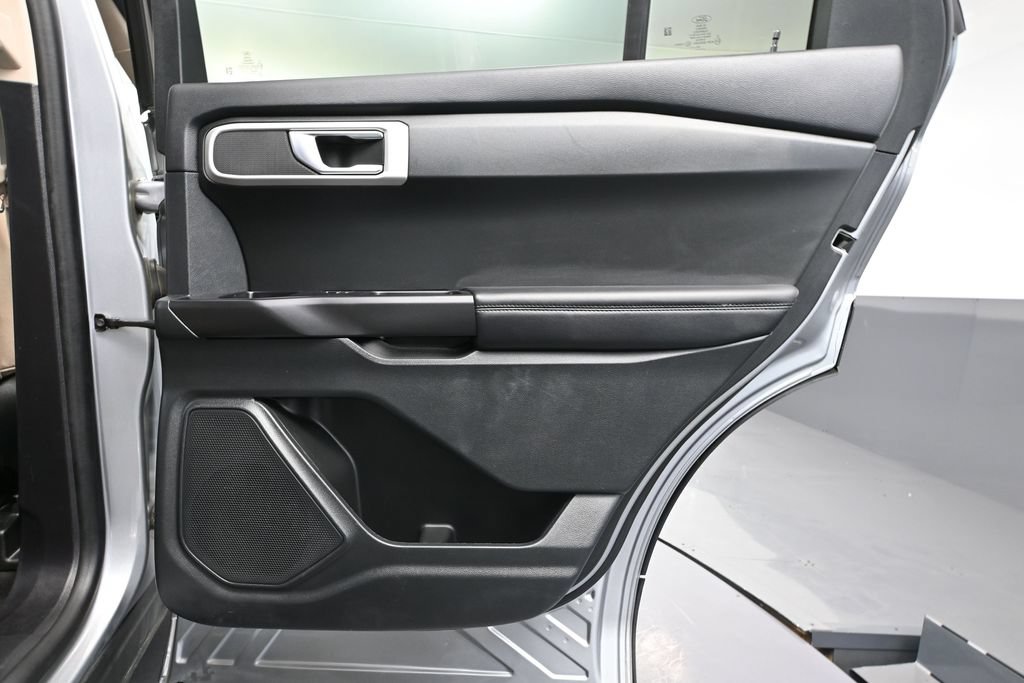 Used 2022 Ford Explorer 4WD image 35