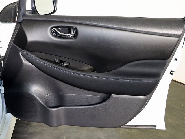 Used 2019 Nissan Leaf SV image 31