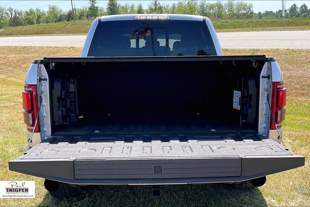 Certified 2018 Ford F150 Raptor w/ Equipment Group 802A Luxury AWD/4WD image 17
