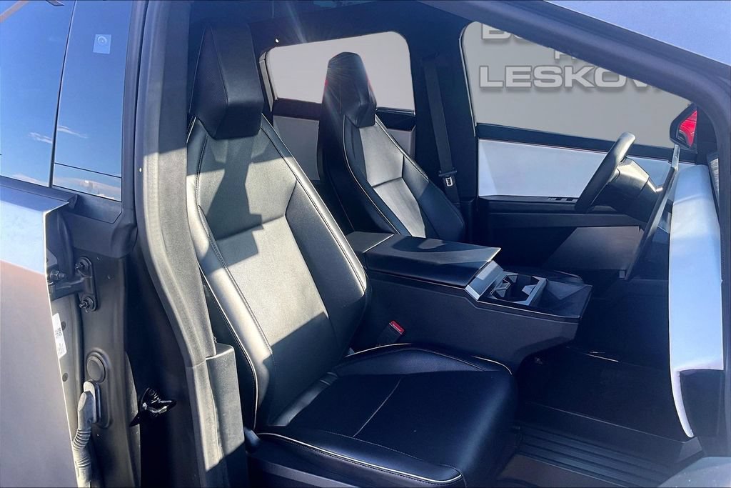 Used 2024 Tesla Cybertruck Cyberbeast AWD/4WD image 7