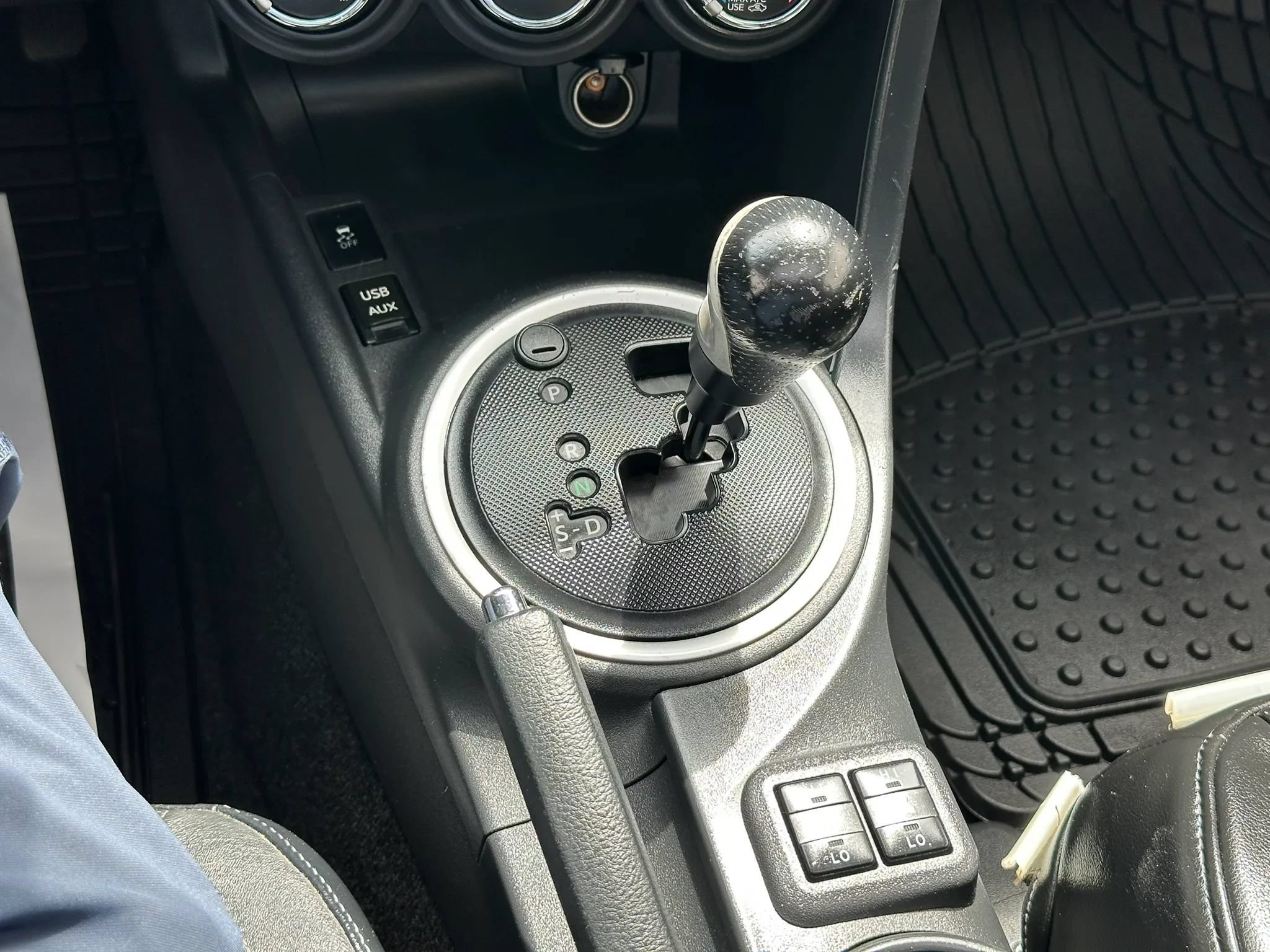 Used 2014 Scion tC Monogram Series FWD image 31