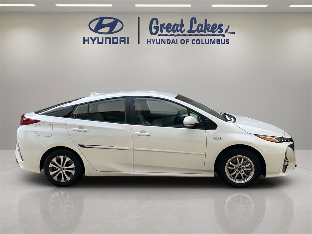 Used 2022 Toyota Prius Prime Limited image 6