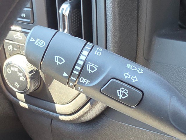 Used 2025 Chevrolet Silverado 1500 Custom Trail Boss w/ Dark Appearance Package AWD/4WD image 38