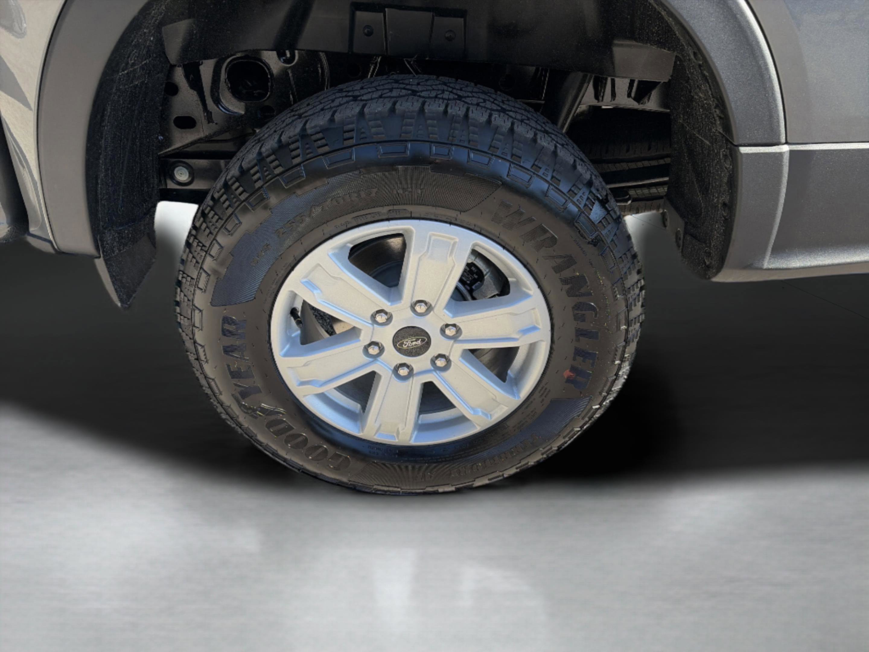 New 2025 Ford Ranger XL image 31