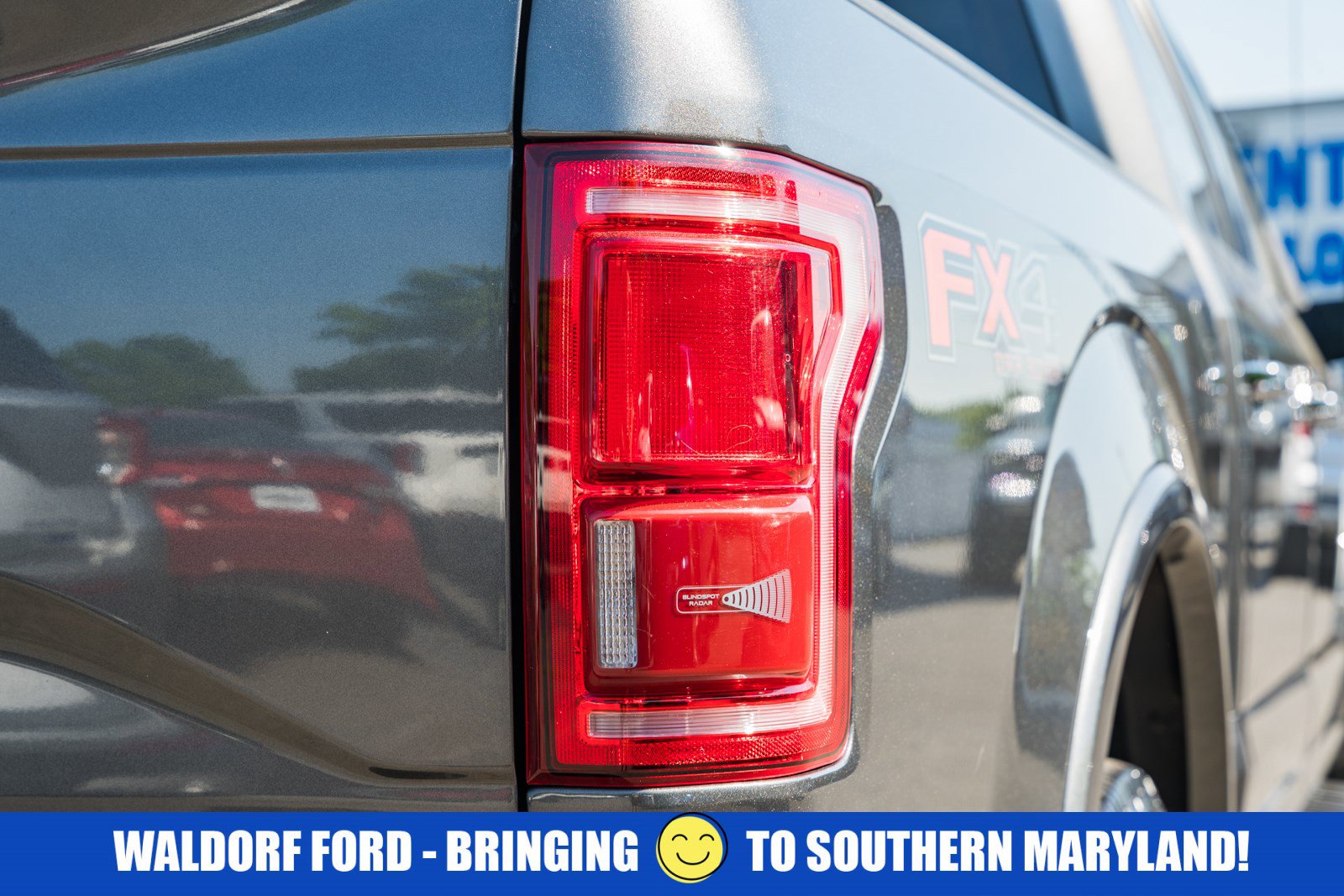 Used 2017 Ford F150 Lariat w/ Equipment Group 502A Luxury AWD/4WD image 6