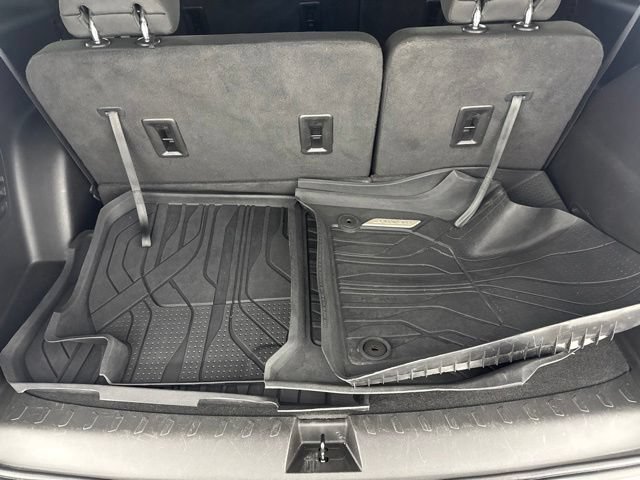Used 2023 Chevrolet Traverse LT AWD/4WD image 26