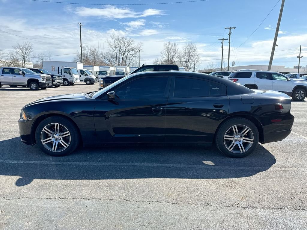 Used 2013 Dodge Charger R/T image 2