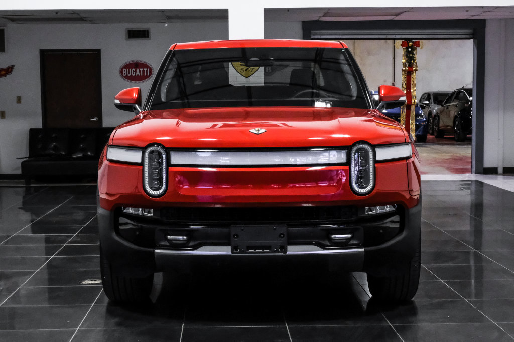 Used 2023 Rivian R1T Adventure Dual AWD/4WD image 8