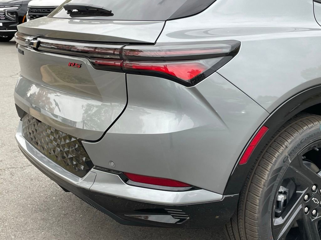 New 2026 Chevrolet Equinox EV RS image 11