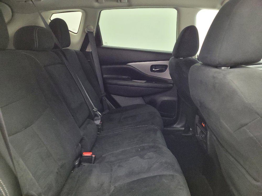 Used 2019 Nissan Murano S image 19