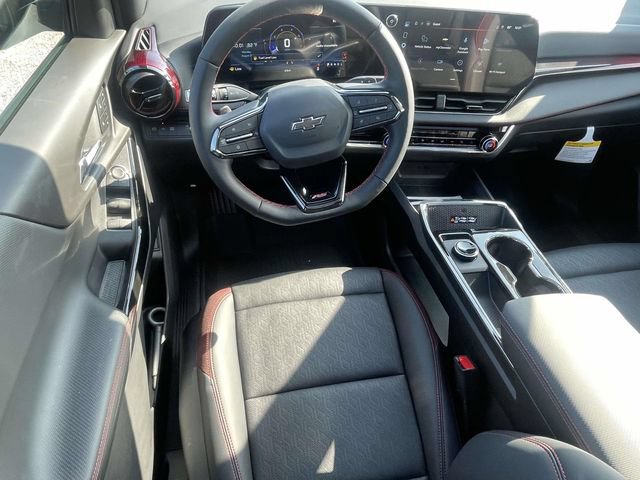 New 2027 Chevrolet Equinox RS w/ Convenience Package III FWD image 11