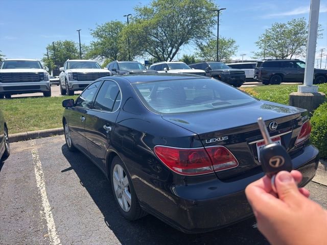 Used 2005 Lexus ES 330 FWD image 4