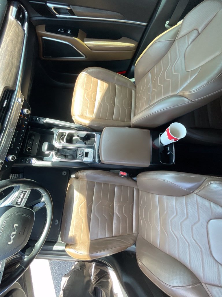 Used 2022 Kia Telluride SX w/ SX Prestige Package AWD/4WD image 10