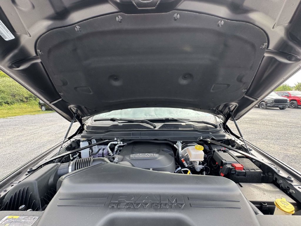 New 2026 RAM 2500 Tradesman AWD/4WD image 12