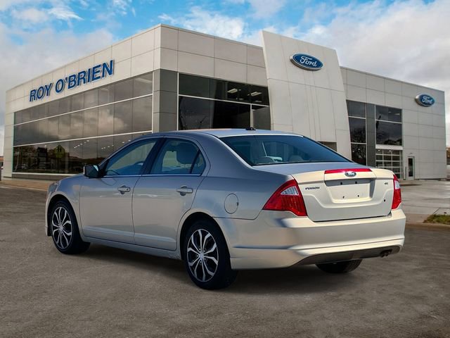 Used 2010 Ford Fusion SE FWD image 3