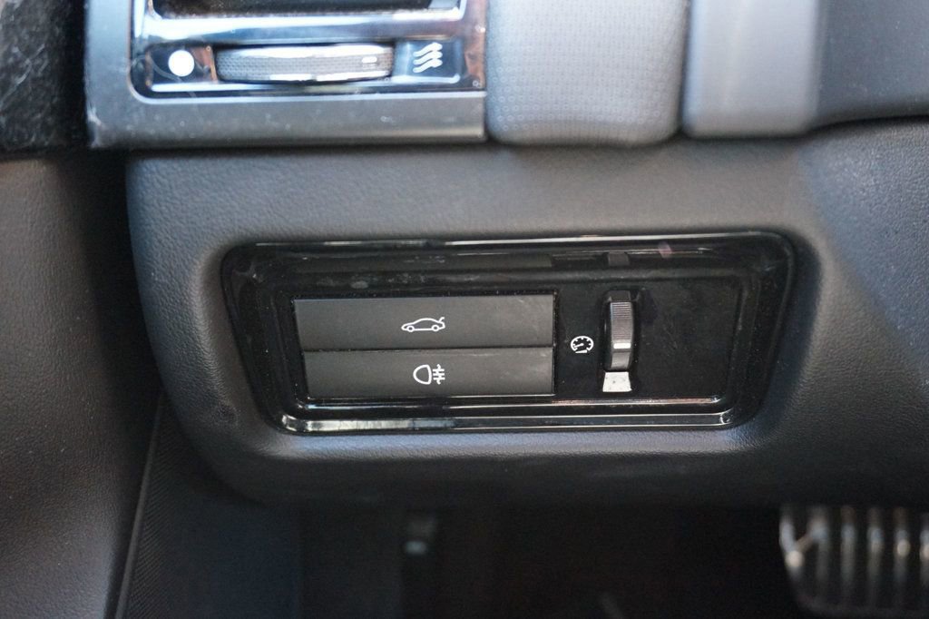 Used 2015 Jaguar F-TYPE S RWD image 25