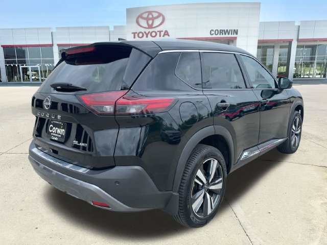 Used 2023 Nissan Rogue SL AWD/4WD image 5