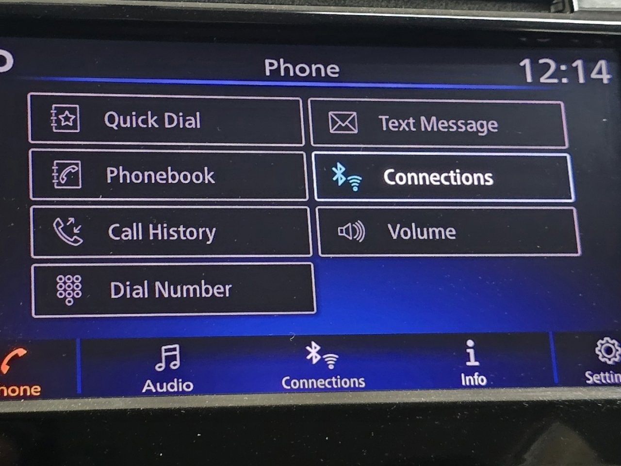 Used 2018 Nissan Rogue S image 5