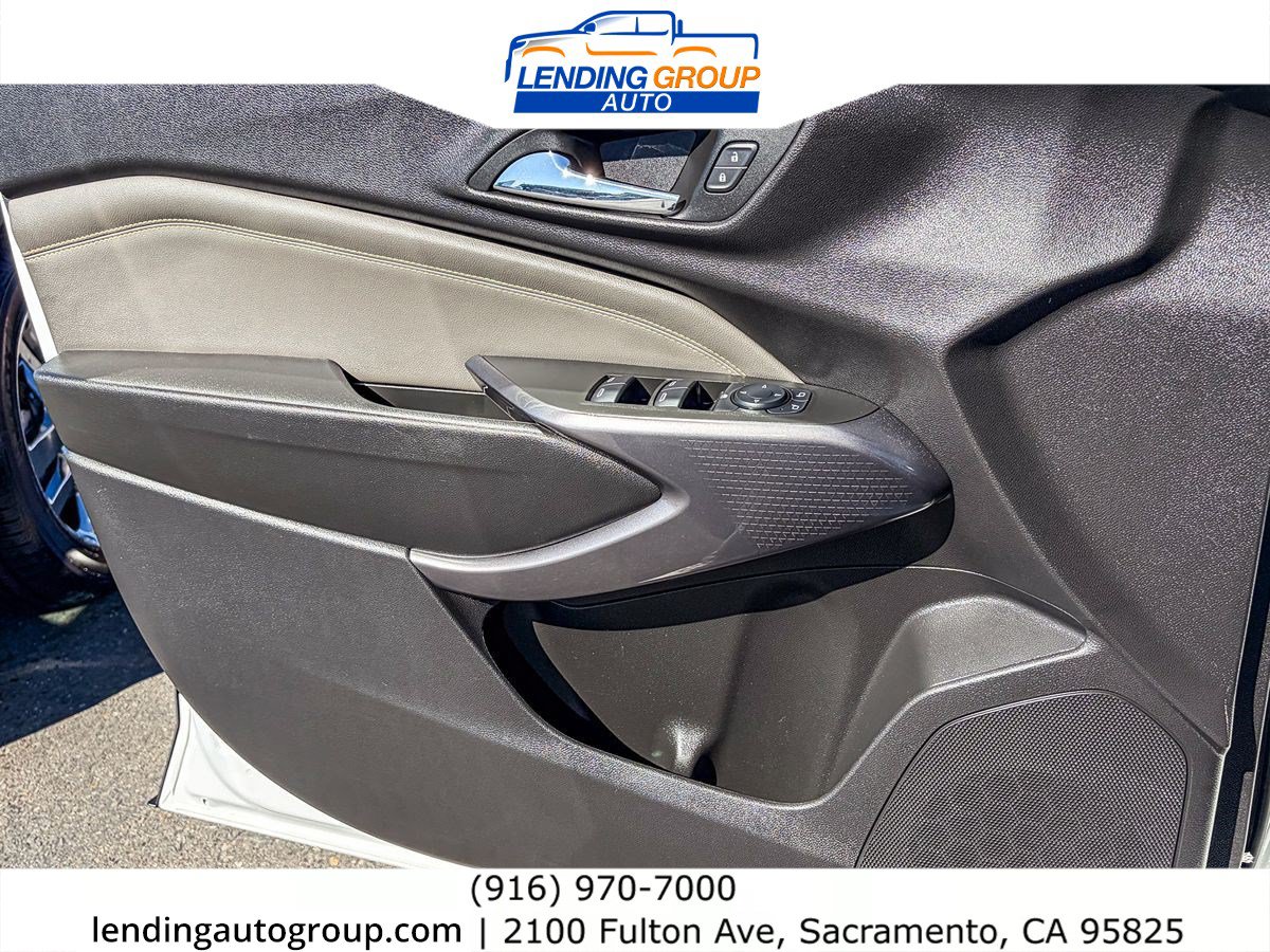 Used 2025 Chevrolet Trax ACTIV w/ Driver Confidence Package FWD image 19