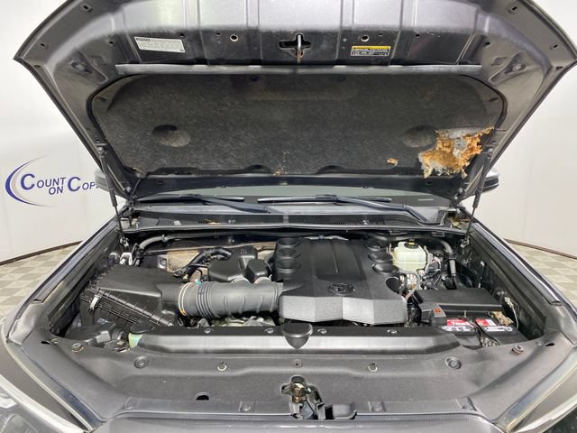 Certified 2019 Toyota 4Runner SR5 AWD/4WD image 22