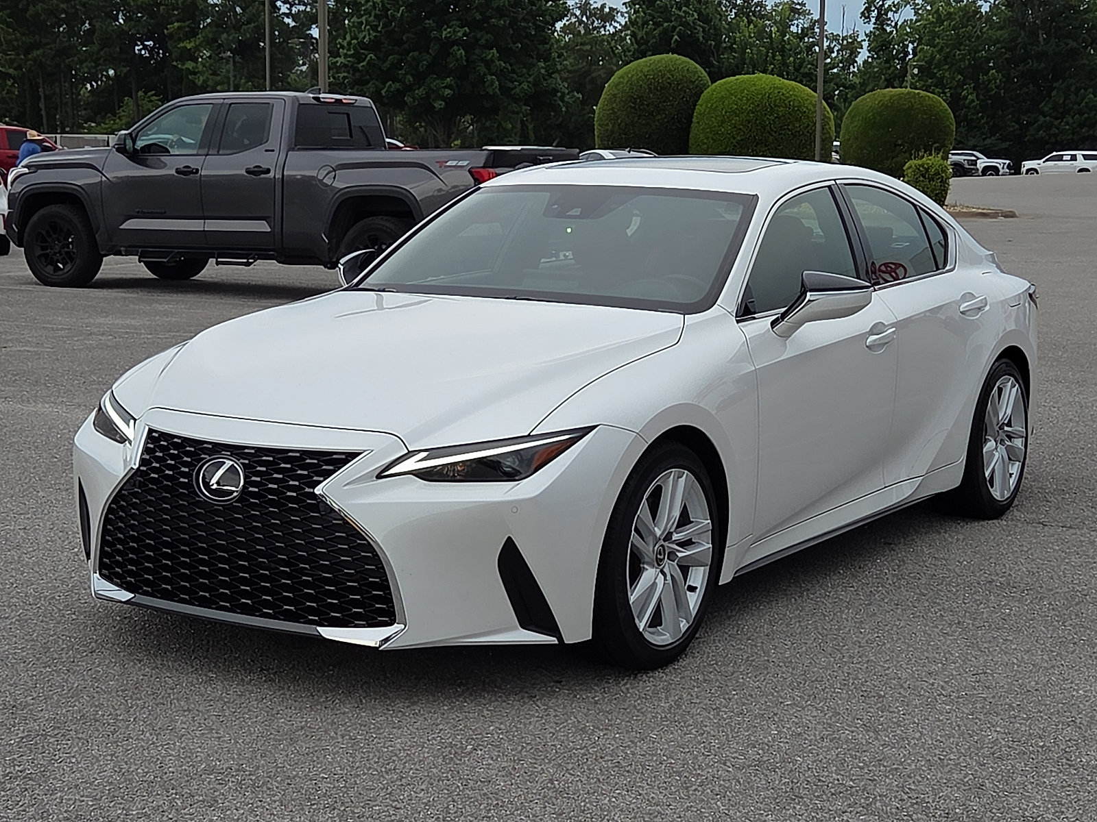 Used 2024 Lexus IS 300 w/ Comfort Package RWD image 2