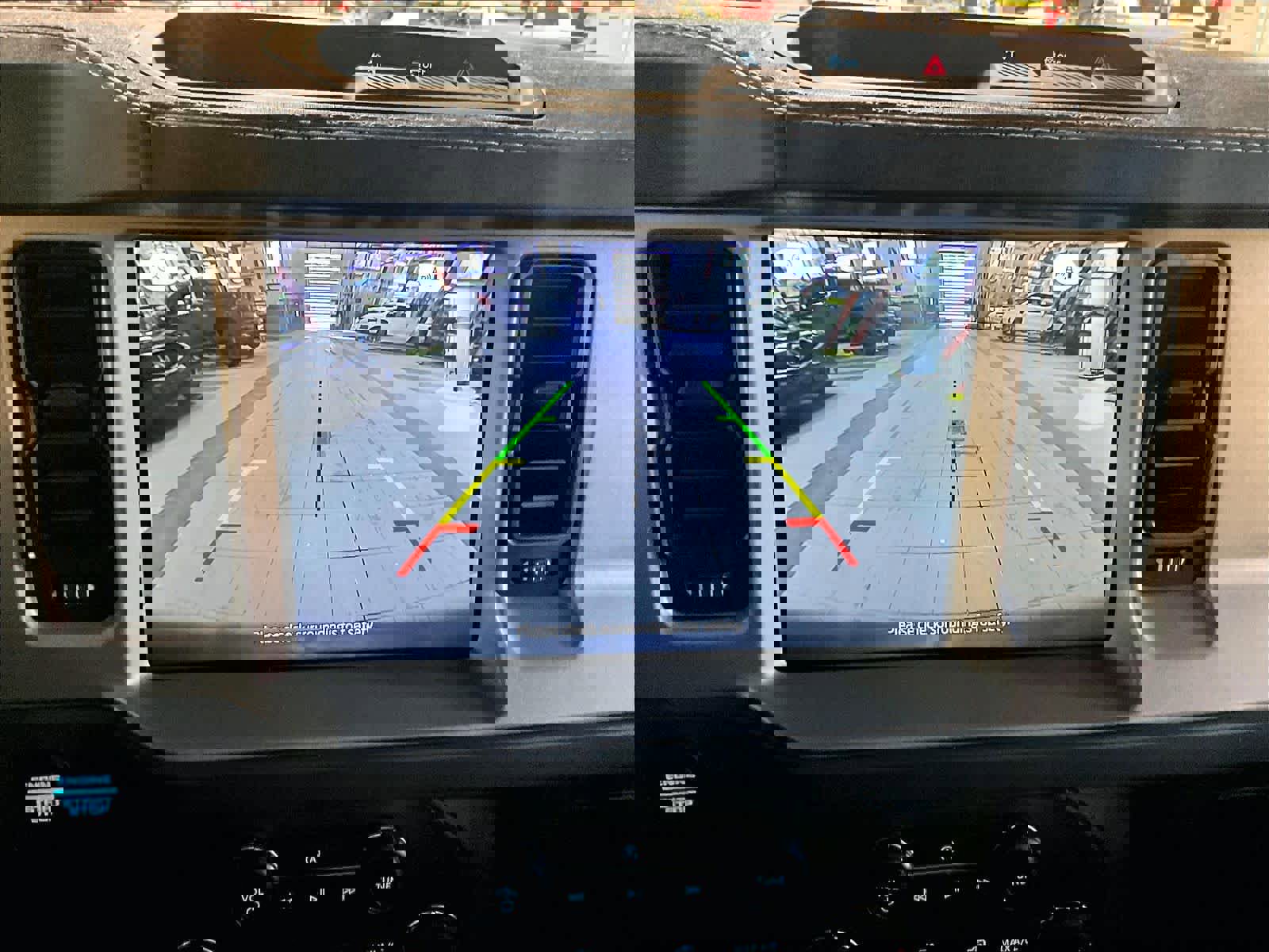 Used 2025 Ford Bronco Outer Banks image 19