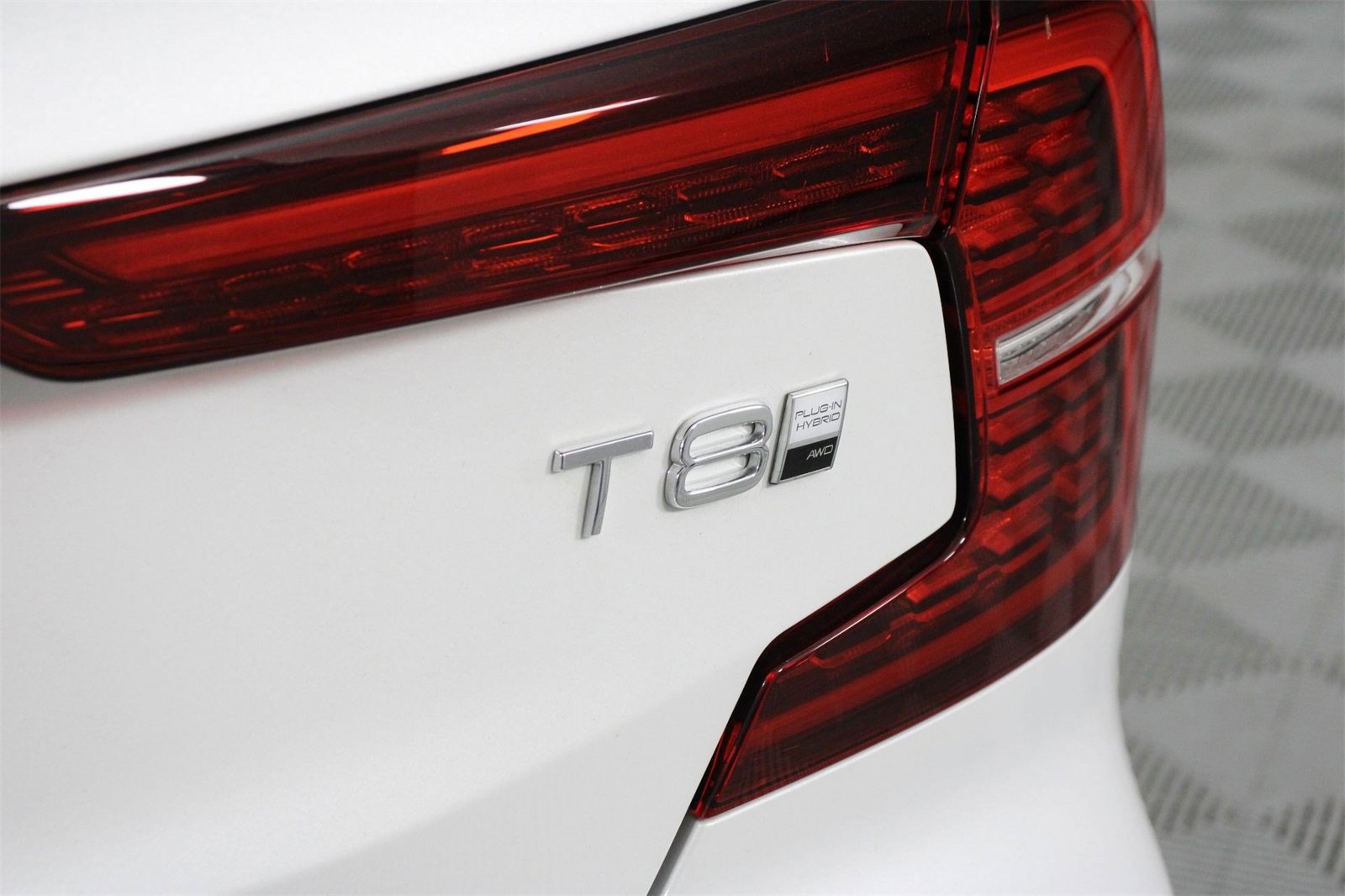 Certified 2025 Volvo S60 T8 Plus w/ Climate Package image 20