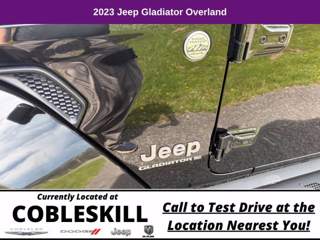 Used 2023 Jeep Gladiator Overland AWD/4WD image 10
