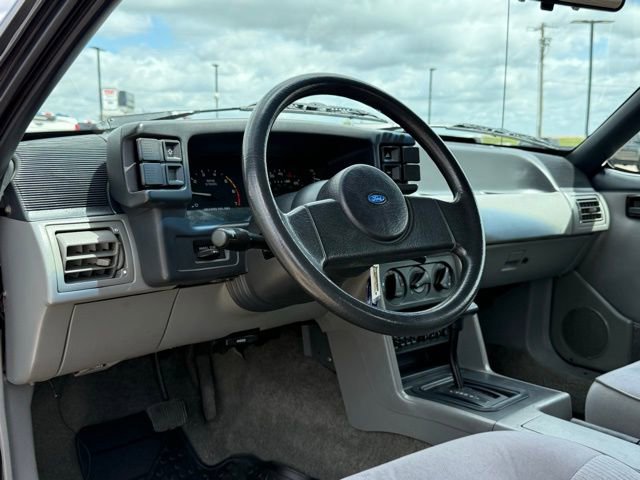 Used 1988 Ford Mustang LX RWD image 27