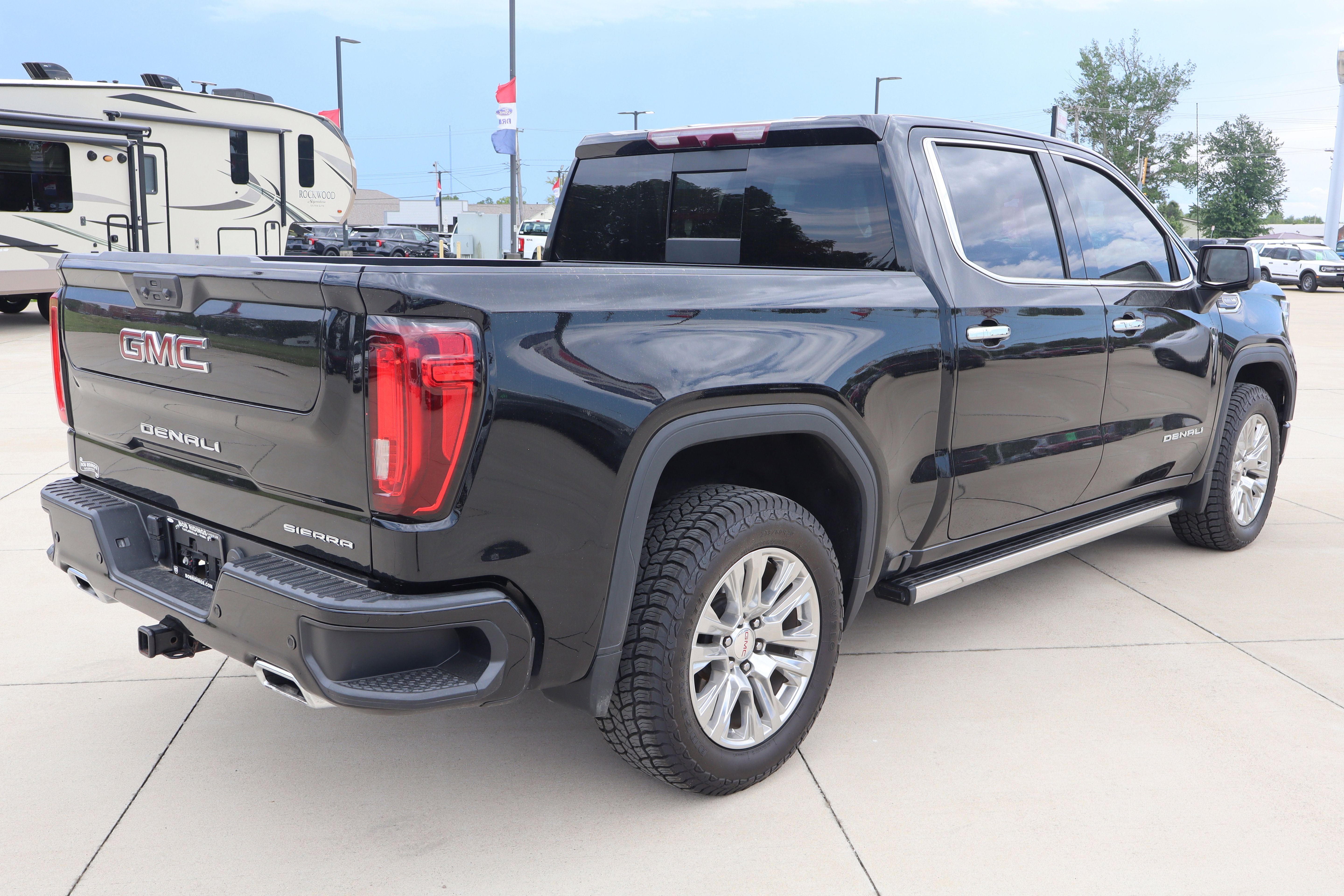 Used 2022 GMC Sierra 1500 Denali AWD/4WD image 5