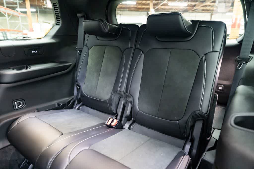 New 2026 Jeep Grand Cherokee L 4WD image 28