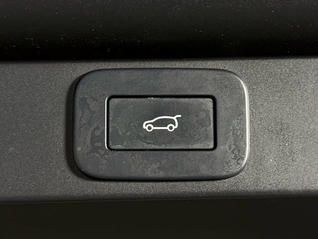Used 2024 Land Rover Range Rover Autobiography AWD/4WD image 18