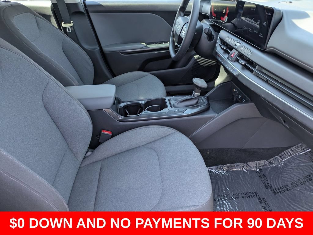 Used 2025 Kia K4 FWD image 30