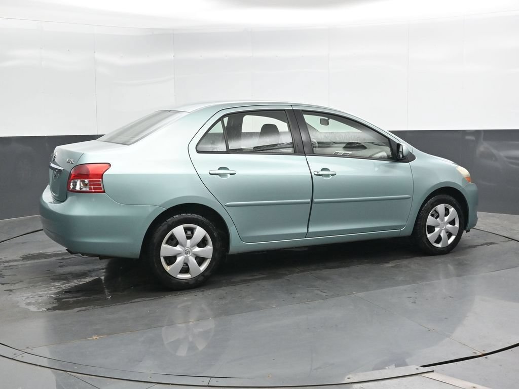 Used 2007 Toyota Yaris Sedan FWD image 2