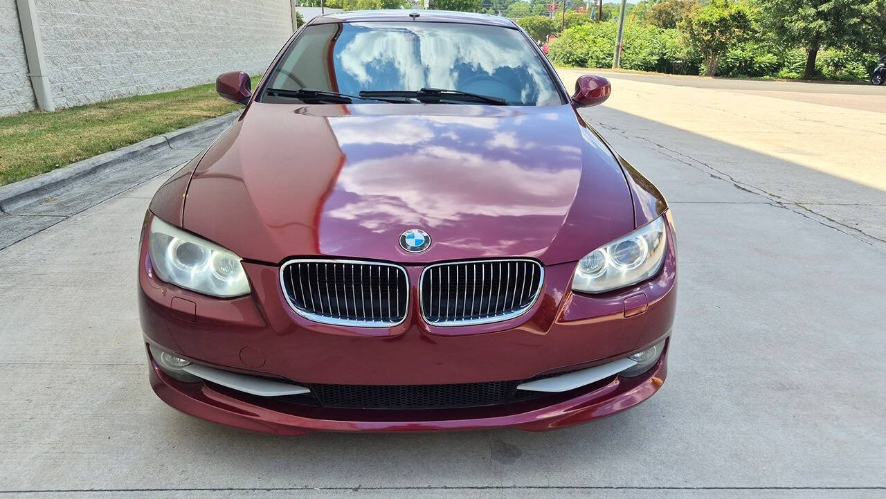 Used 2011 BMW 328i xDrive Coupe AWD/4WD image 12