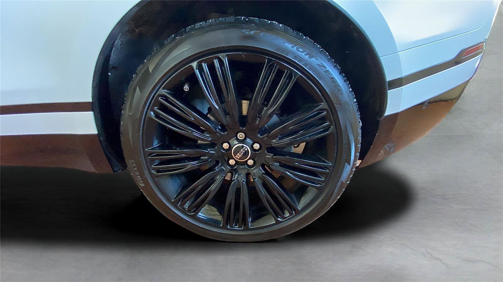 Used 2021 Land Rover Range Rover Velar R-Dynamic HSE image 23